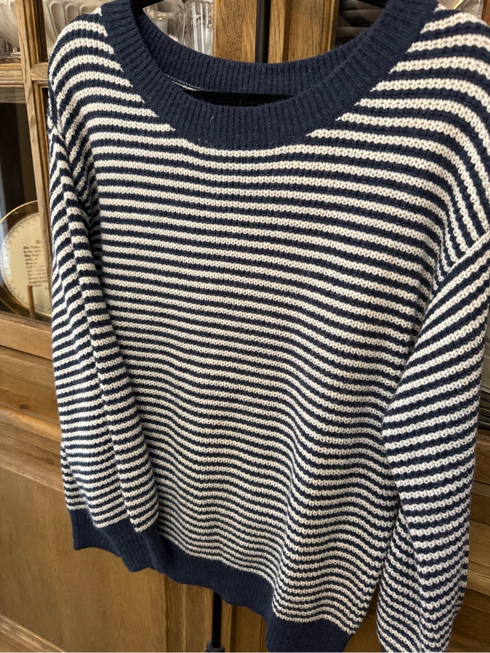 Source Unknown Navy and Cream Striped Crewneck Sweater